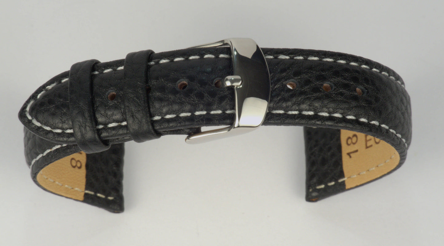 Lederuhrenarmband (Schwarz mit weißer Naht) zu einem Bogen geformt mit weißem Hintergrund. Detaillierte Nahaufnahme.