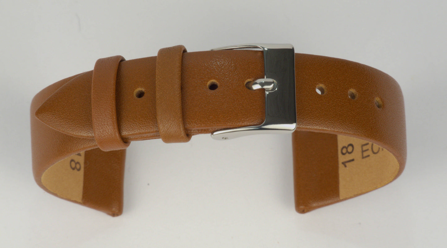 Lederuhrenarmband (Hellbraun) zu einem Bogen geformt mit weißem Hintergrund. Detaillierte Nahaufnahme.